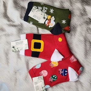 🆕️Lot of 3 Christmas socks